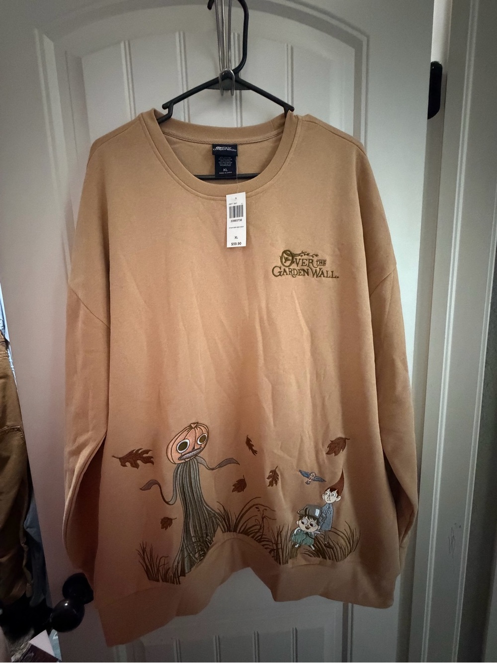 Box lunch Over the Garden Wall Women's Crewneck Sweater - Tan